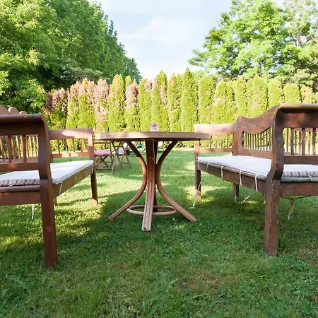 בית נופש Kislaki Bormanufaktura Vendeghaza